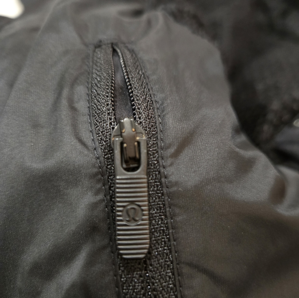 Lululemon winter jacket - Picture 4 of 16